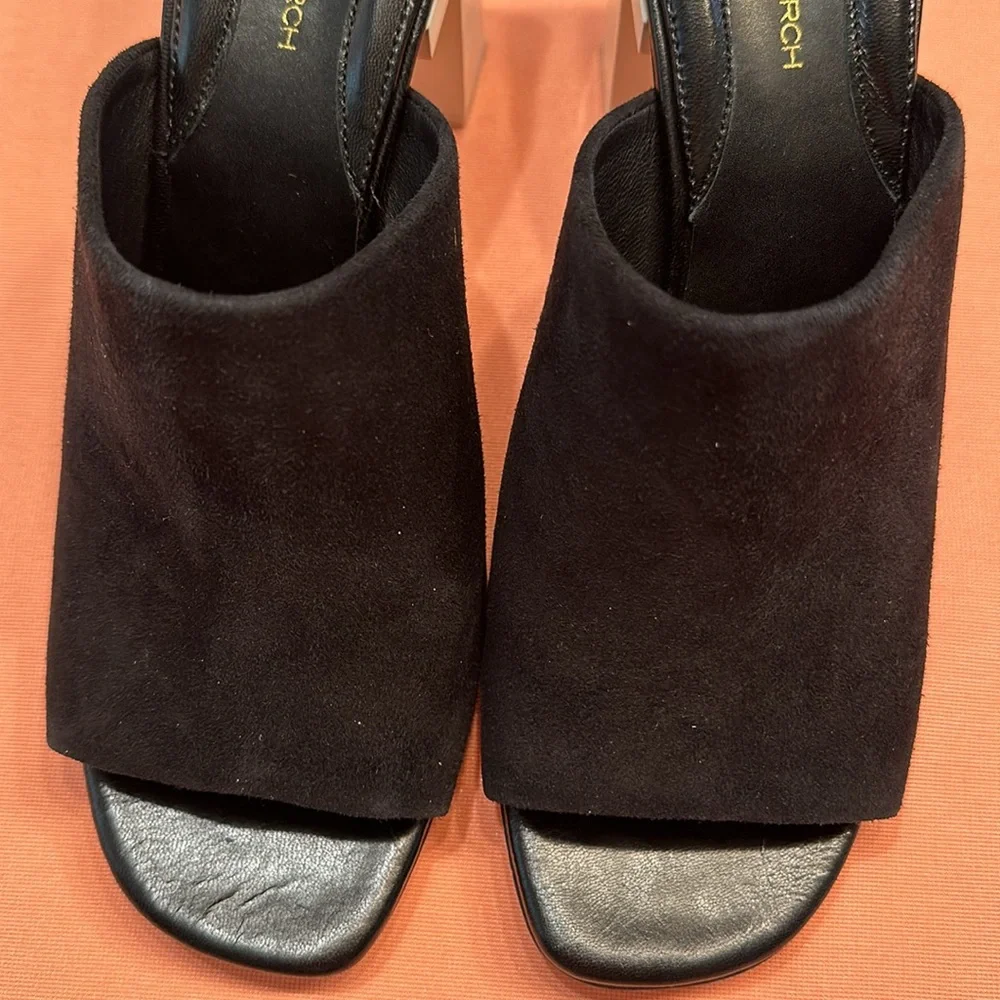New Tory Burch Black Suede Shoes. White heels. Size 9.